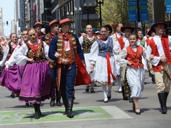 Let's Polka: Half Day Chicago's Polish Heritage Tour
